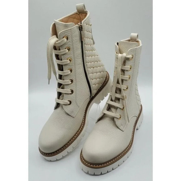 RON WHITE WOMEN  Sz 39 Fearn Snow (White) Ankle Boot Soft Tumbled Calf Studs - Picture 1 of 10